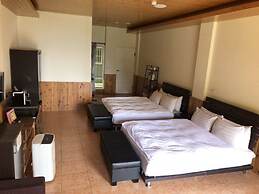 Cingjing Brilliant Twins of Seattle