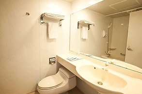 Lakeside Resort Hotel