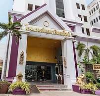 Ayothaya Riverside Hotel Ayutthaya