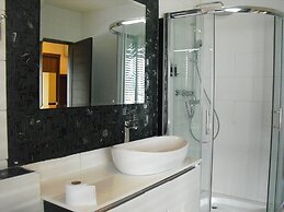 Monsane River Kwai Resort