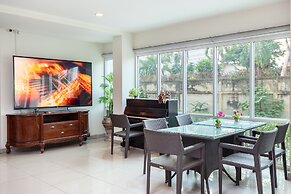 Kanchanaburi City Hotel