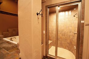 Destinations Inn