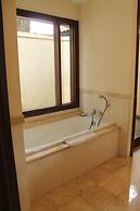 Laras Asri Resort and SPA