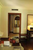 Laras Asri Resort and SPA