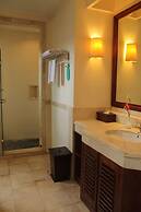 Laras Asri Resort and SPA