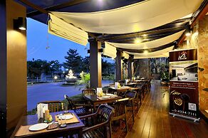 The Charm Boutique Resort & Hotel