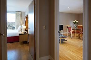 Marlin Aldgate Tower Bridge