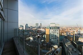 Marlin Aldgate Tower Bridge