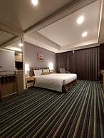 Urban Hotel 33