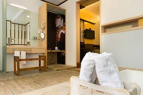 Grand Orchid Villa Resort