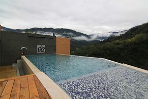 Grand Orchid Villa Resort