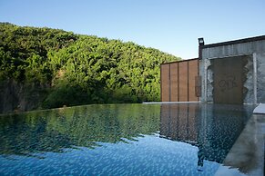 Grand Orchid Villa Resort