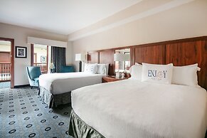 Bicycle Street Inn and Suites