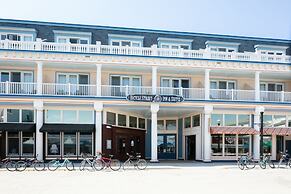 Bicycle Street Inn and Suites