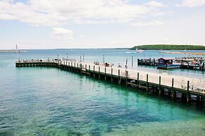 Bicycle Street Inn and Suites