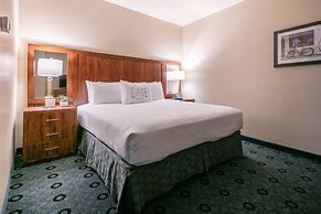 Bicycle Street Inn and Suites