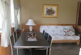 Edgewater Resorts - Edgewater Cottages