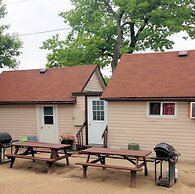 Edgewater Resorts - Edgewater Cottages