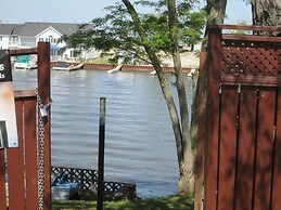 Edgewater Resorts - Edgewater Cottages