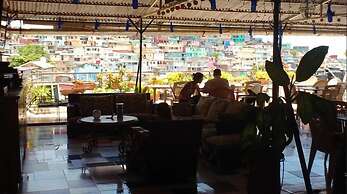 Tropical Bed & Breakfast