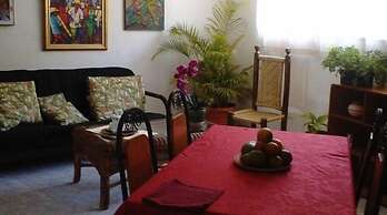 Tropical Bed & Breakfast