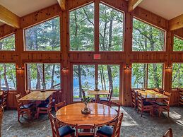 Lost Lake Lodge