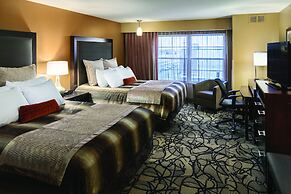 ClubHouse Hotel & Suites - Fargo
