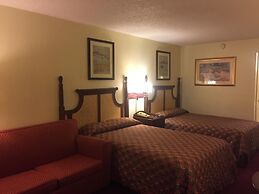 Maple Leaf Inn & Suites