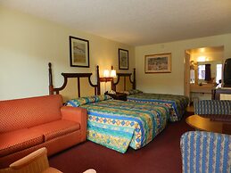 Maple Leaf Inn & Suites