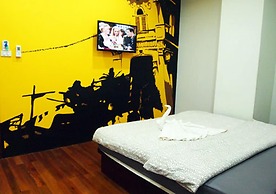Sunny Hostel Phuket