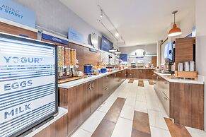 Holiday Inn Express & Suites Houston S - Medical Ctr Area by IHG