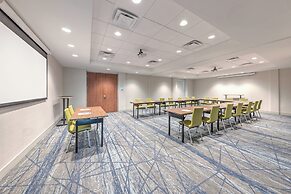 Holiday Inn Express & Suites Houston S - Medical Ctr Area by IHG