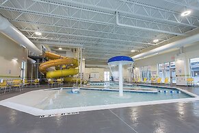 Fairfield Inn & Suites Jamestown
