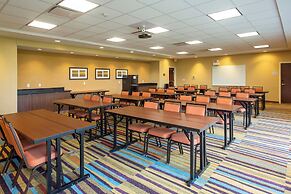 Fairfield Inn & Suites Jamestown