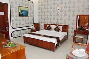 Tran Vinh Hotel