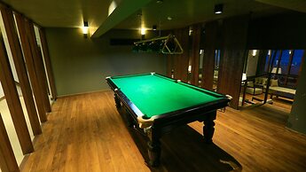 Pandanus Beach Resort & Spa