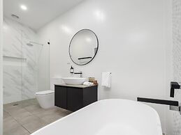 Oaks Lake Crackenback Resort