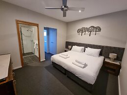 Oaks Lake Crackenback Resort