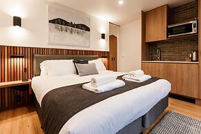 Oaks Lake Crackenback Resort