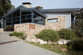 Lake Crackenback Resort & Spa