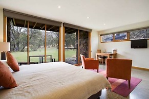 Lake Crackenback Resort & Spa