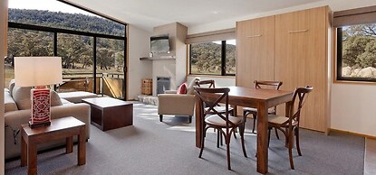 Lake Crackenback Resort & Spa