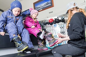 Lake Crackenback Resort & Spa