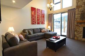 Lake Crackenback Resort & Spa