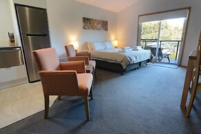 Oaks Lake Crackenback Resort