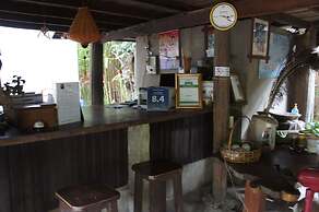 Lao Lu Lodge