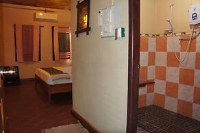 Lao Lu Lodge
