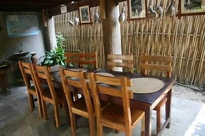 Lao Lu Lodge