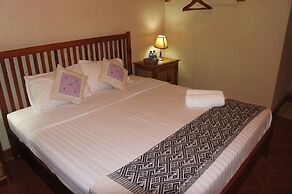Lao Lu Lodge
