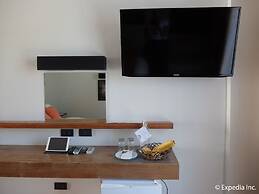 Watercolors Boracay Dive Resort